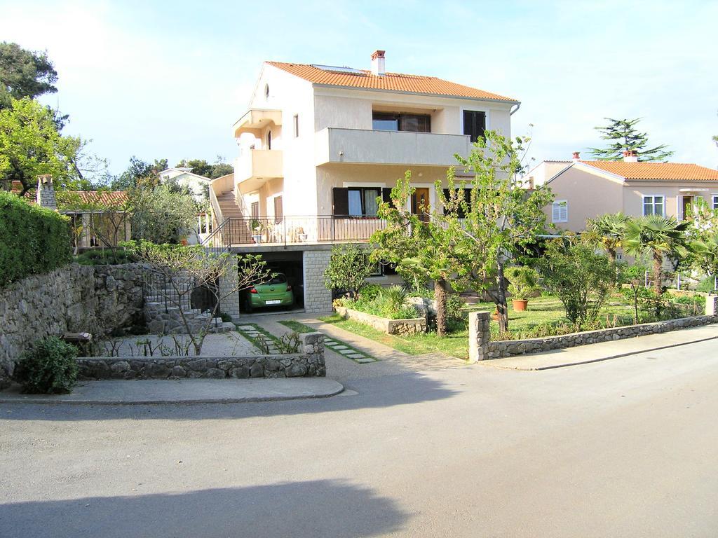 Apartments Ines Krk Town Luaran gambar