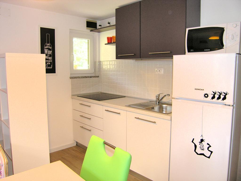 Apartments Ines Krk Town Luaran gambar