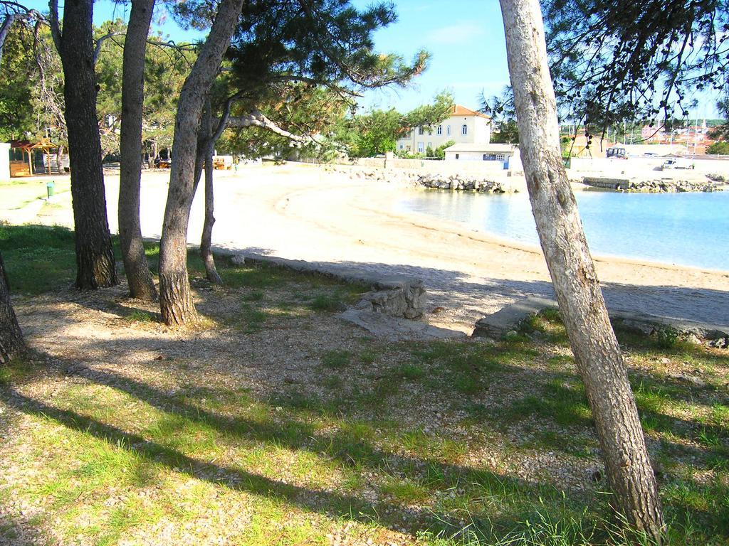 Apartments Ines Krk Town Luaran gambar