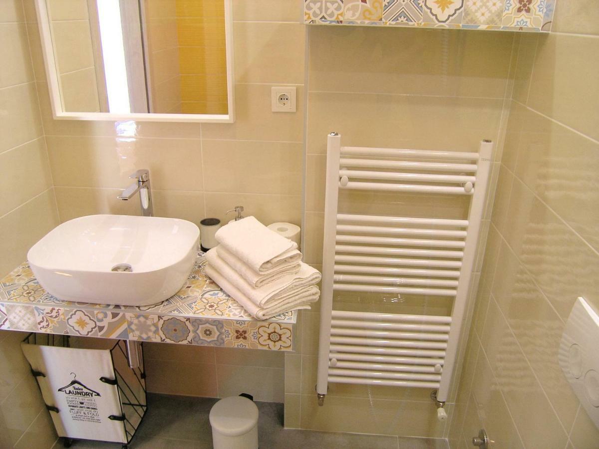 Apartments Ines Krk Town Luaran gambar
